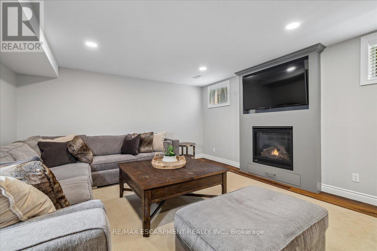 2101 Westoak Trails Boulevard, Oakville, Ontario  L6M 3L2 - Photo 46 - W13129274