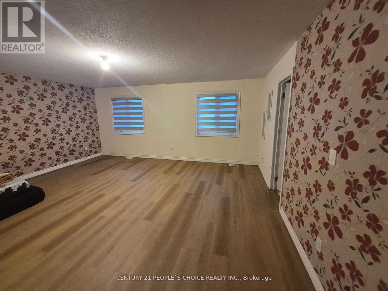 19 Freedom Oaks Trail, Brampton, Ontario  L6P 3L1 - Photo 3 - W13129280
