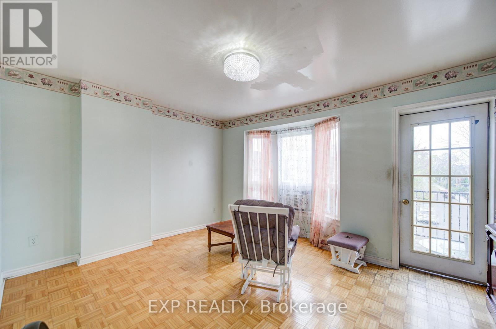 170 Wallace Avenue, Toronto, Ontario  M6H 1V2 - Photo 21 - W13129294