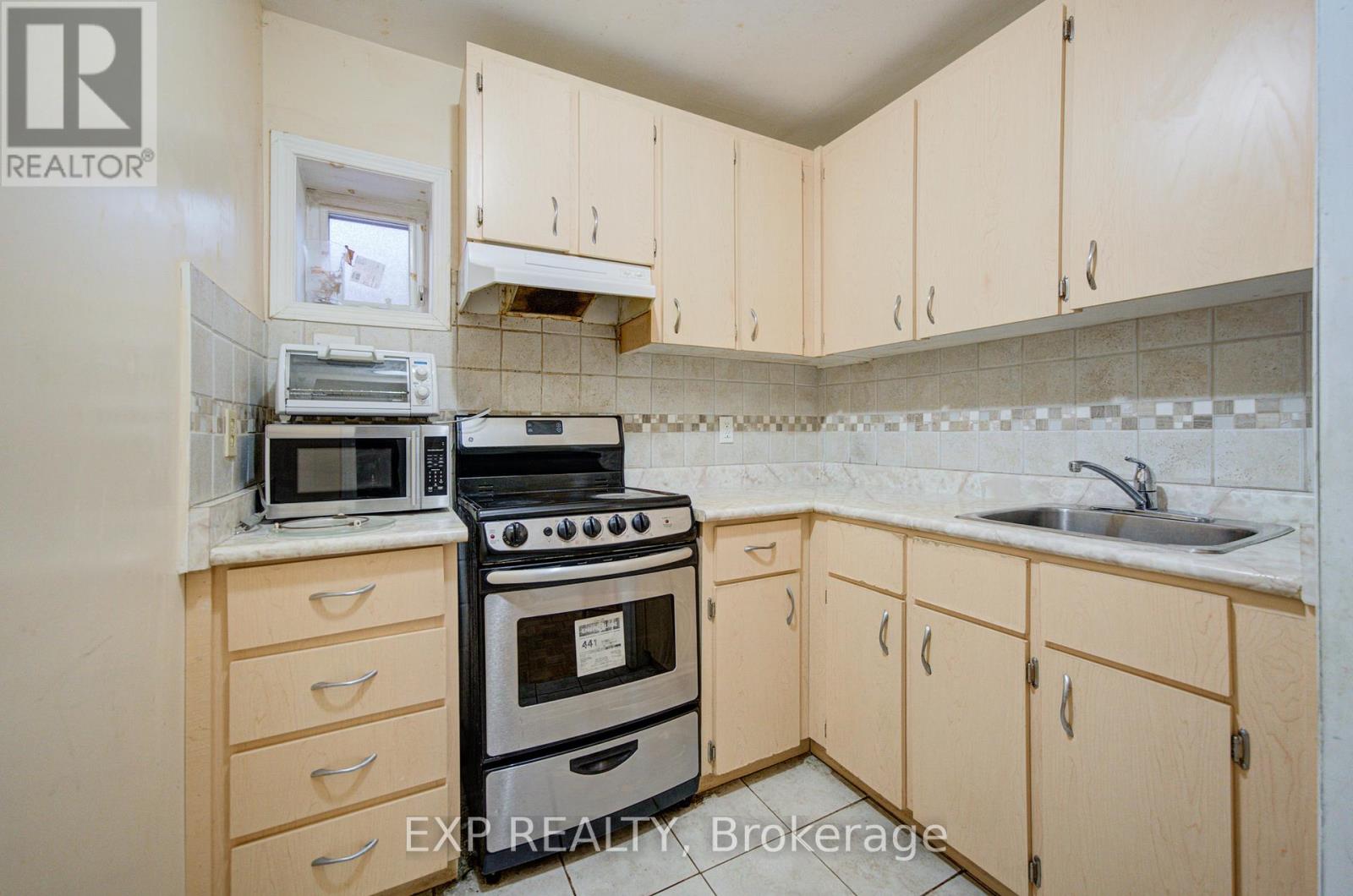 170 Wallace Avenue, Toronto, Ontario  M6H 1V2 - Photo 31 - W13129294