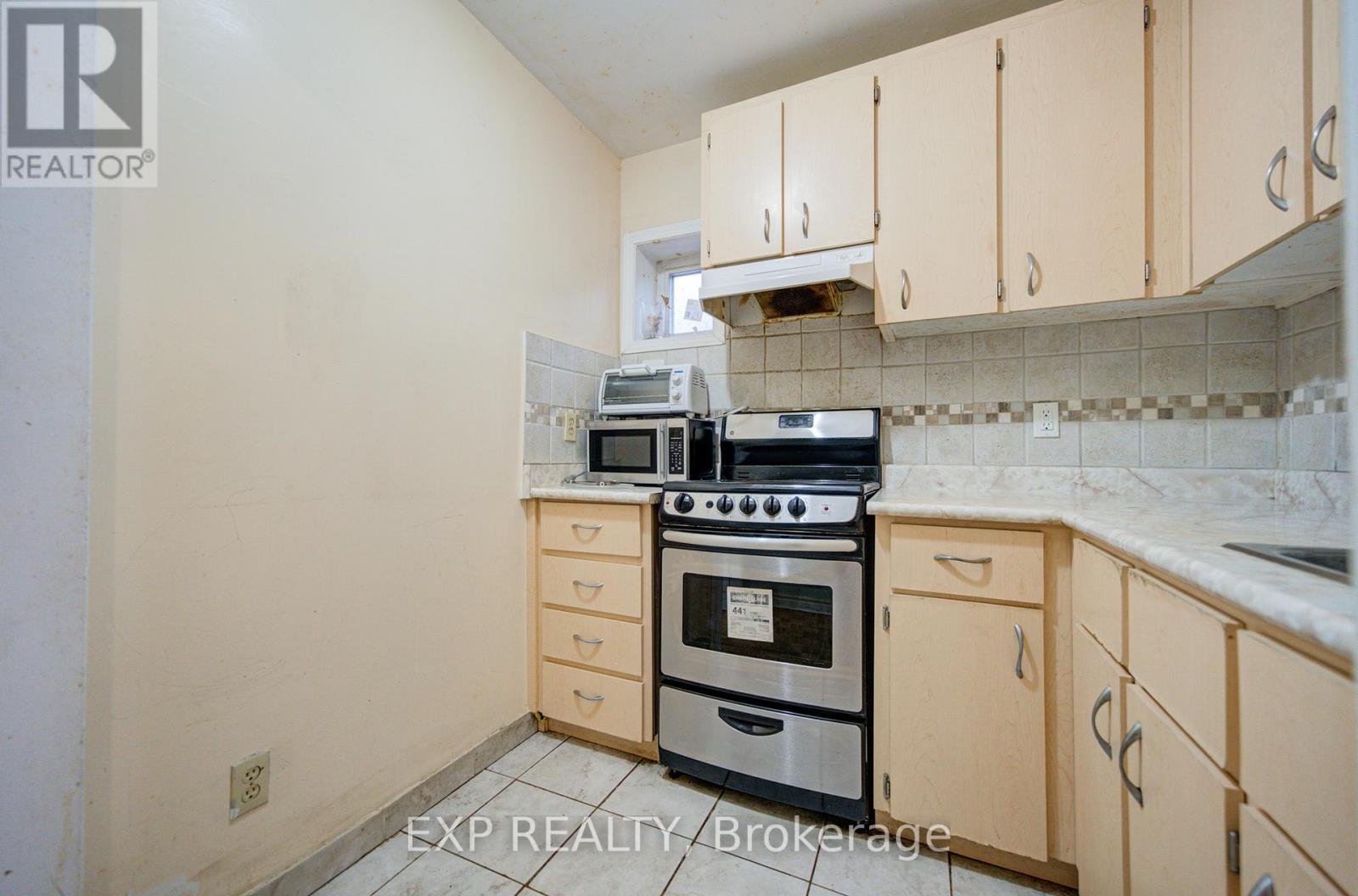 170 Wallace Avenue, Toronto, Ontario  M6H 1V2 - Photo 33 - W13129294