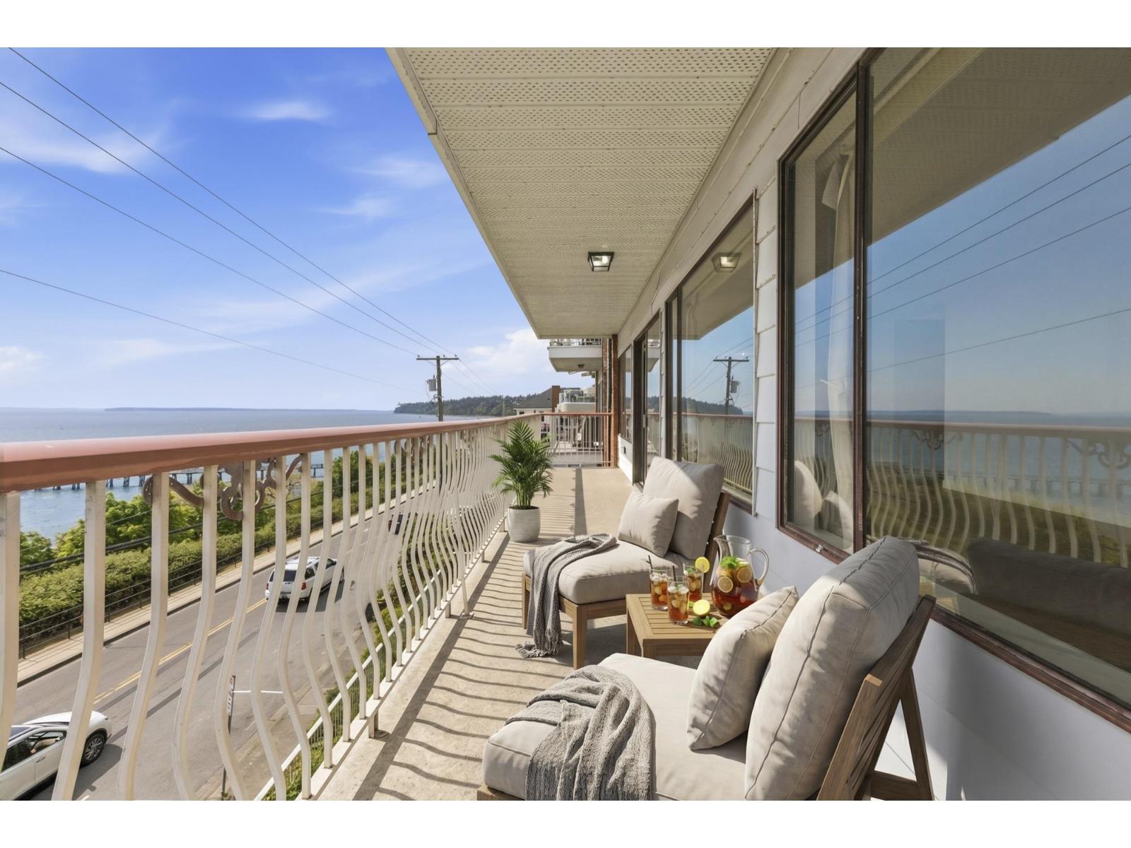 202 15147 Marine Drive, White Rock, British Columbia  V4B 1C5 - Photo 4 - R3123351