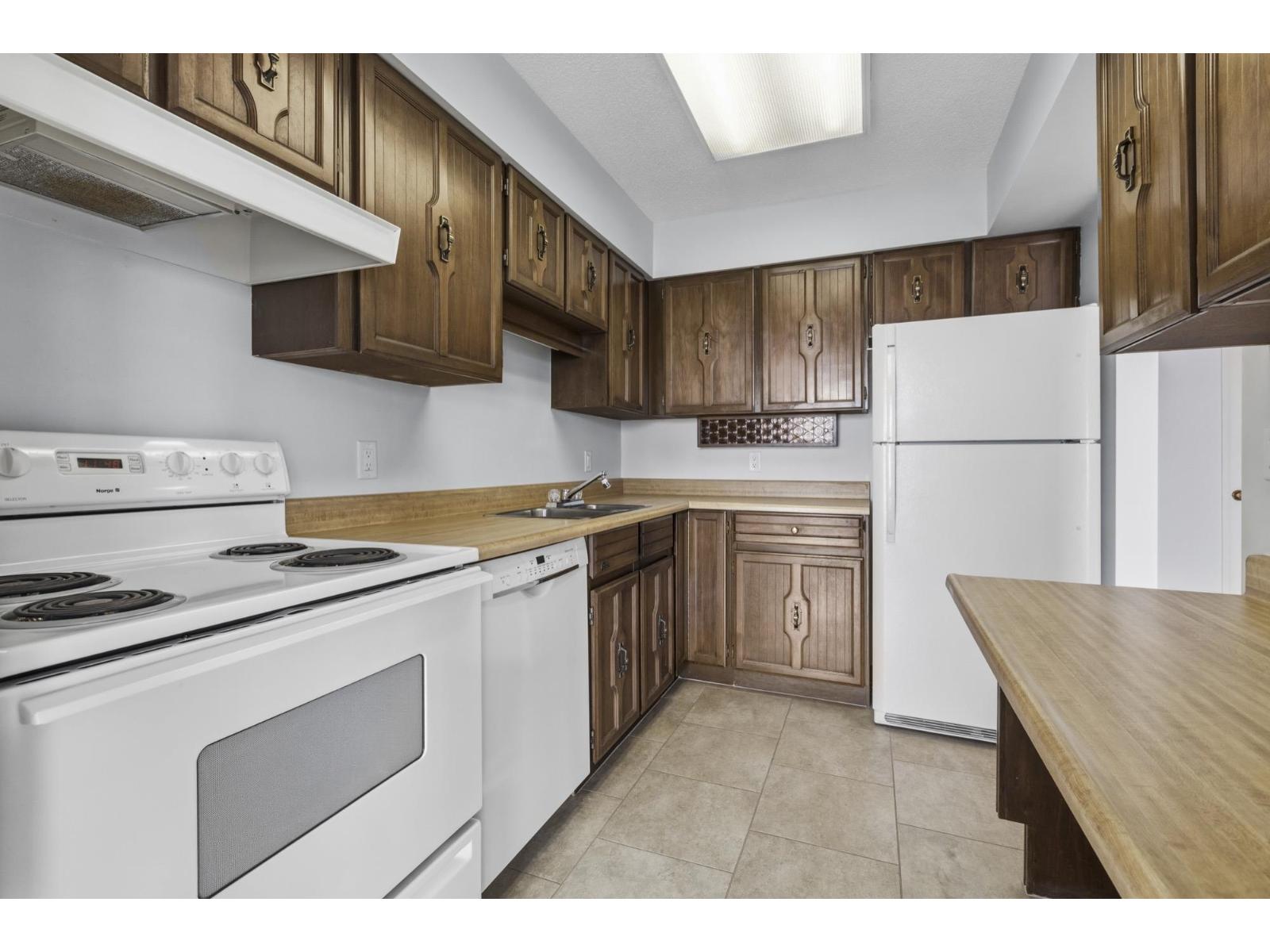 202 15147 Marine Drive, White Rock, British Columbia  V4B 1C5 - Photo 18 - R3123351