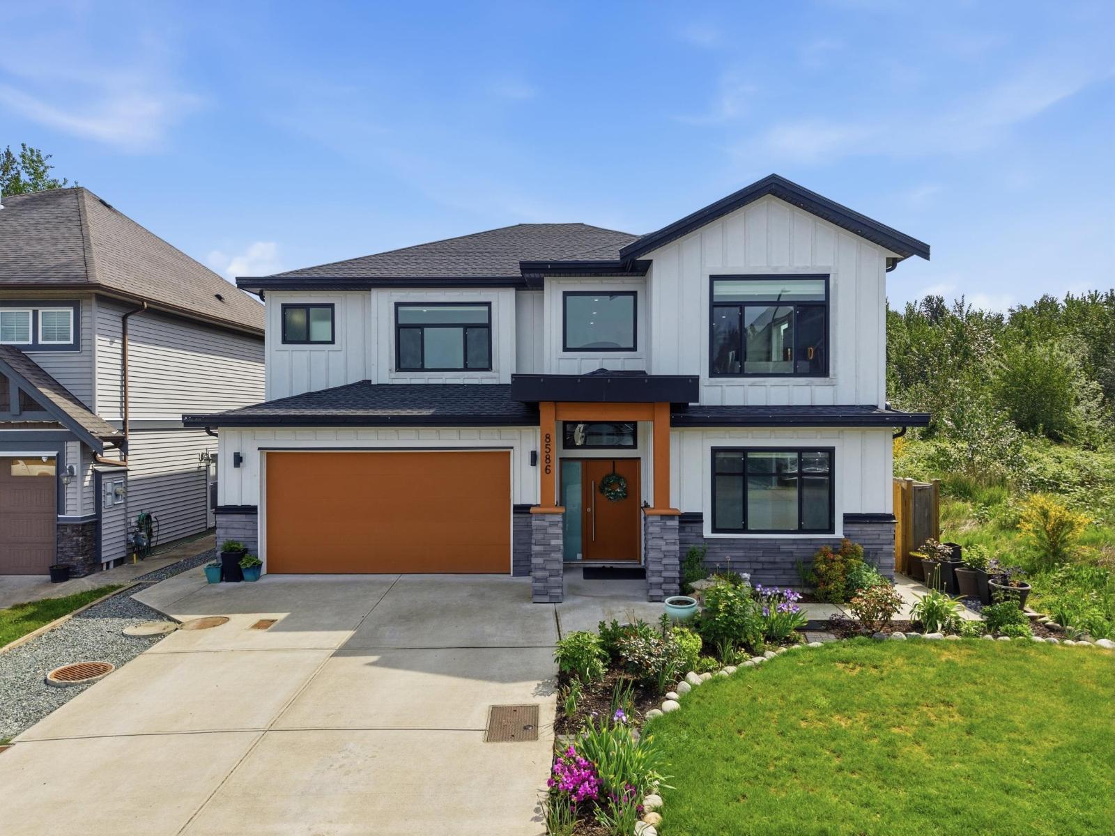 8586 TUPPER BOULEVARD, Mission, British Columbia