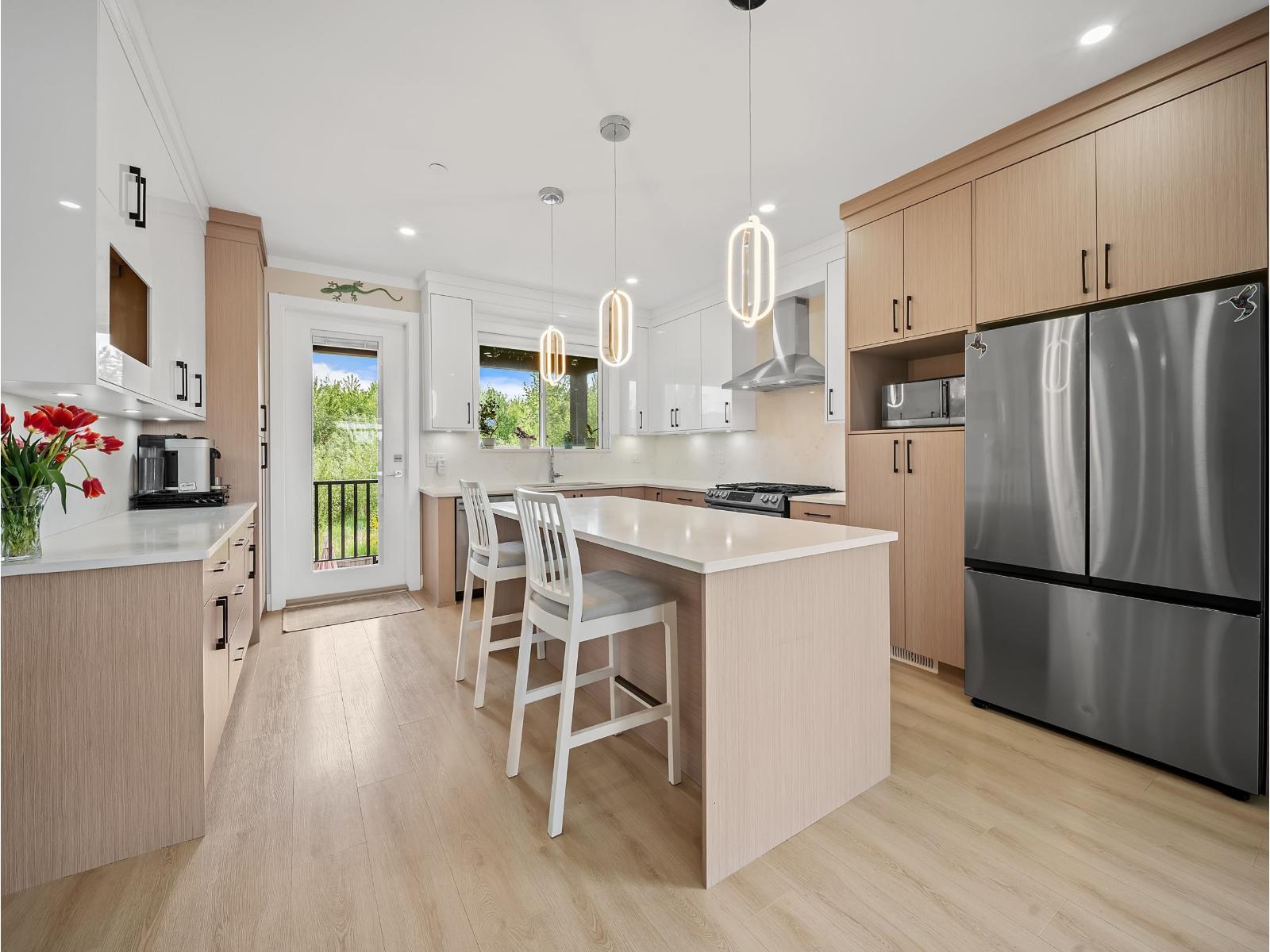 8586 Tupper Boulevard, Mission, British Columbia  V2V 0A3 - Photo 5 - R3123749