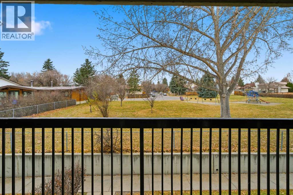 306, 2200 Woodview Drive SW, Calgary, Alberta  T2W 3N6 - Photo 16 - A2306365