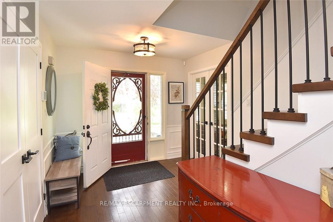 34 Pimlico Drive, Hamilton, Ontario  L9H 6J5 - Photo 5 - X13129186