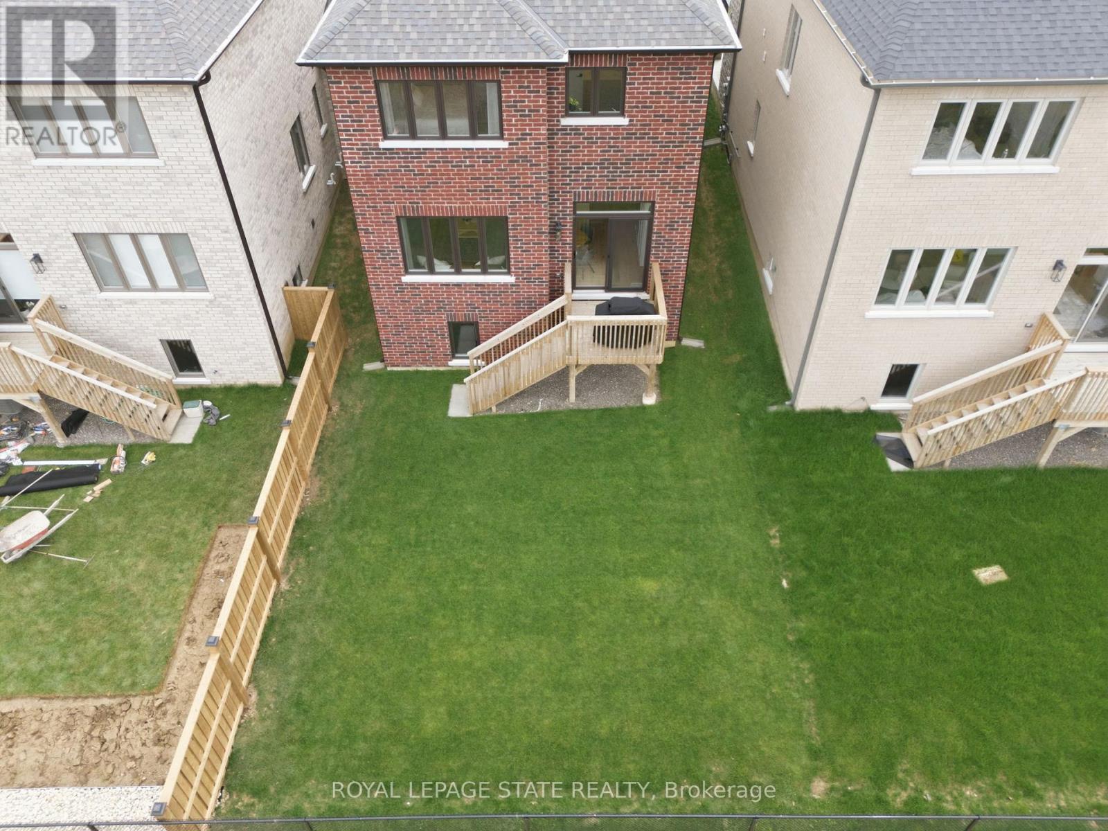 239 Alessio Drive, Hamilton, Ontario  L9B 0K7 - Photo 40 - X13129208
