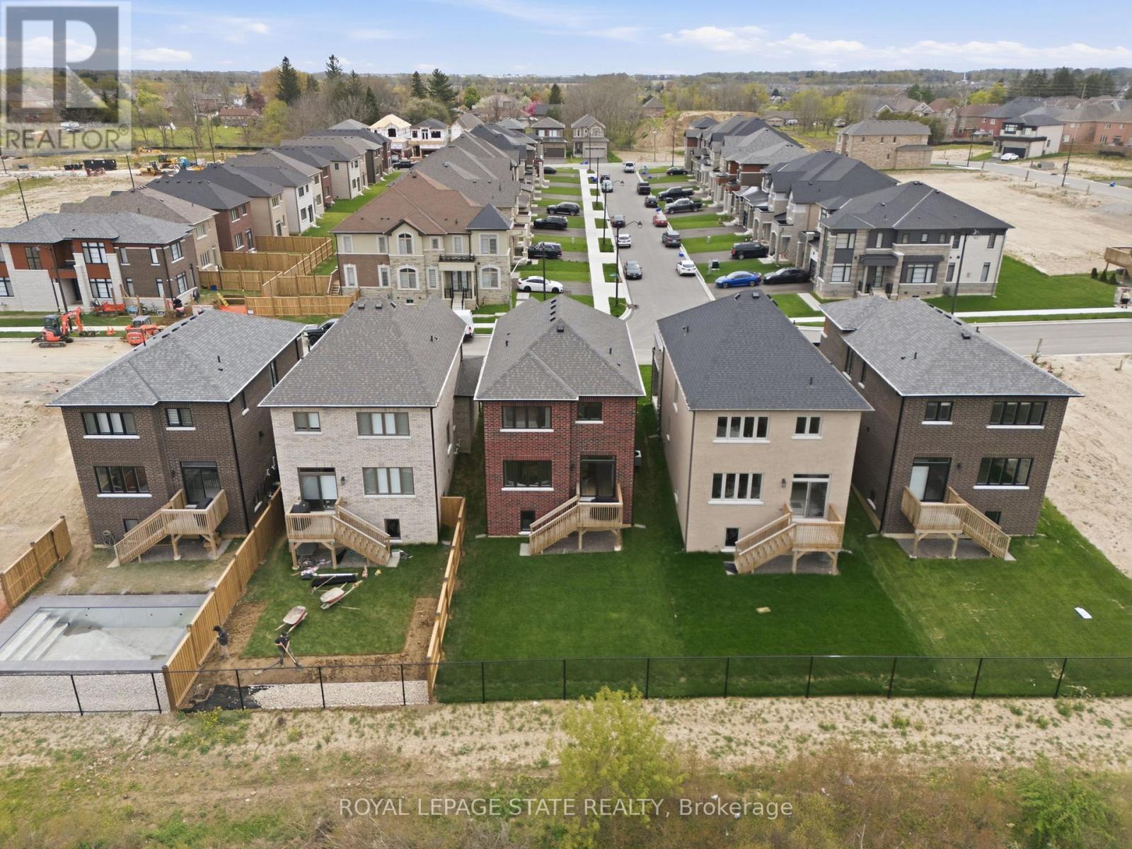 239 Alessio Drive, Hamilton, Ontario  L9B 0K7 - Photo 45 - X13129208