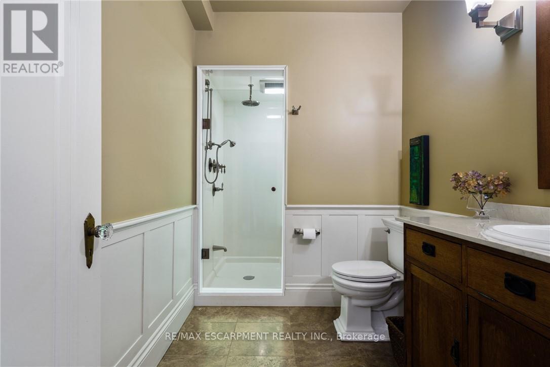 2 Oak Knoll Drive, Hamilton, Ontario  L8S 4C3 - Photo 27 - X13129250