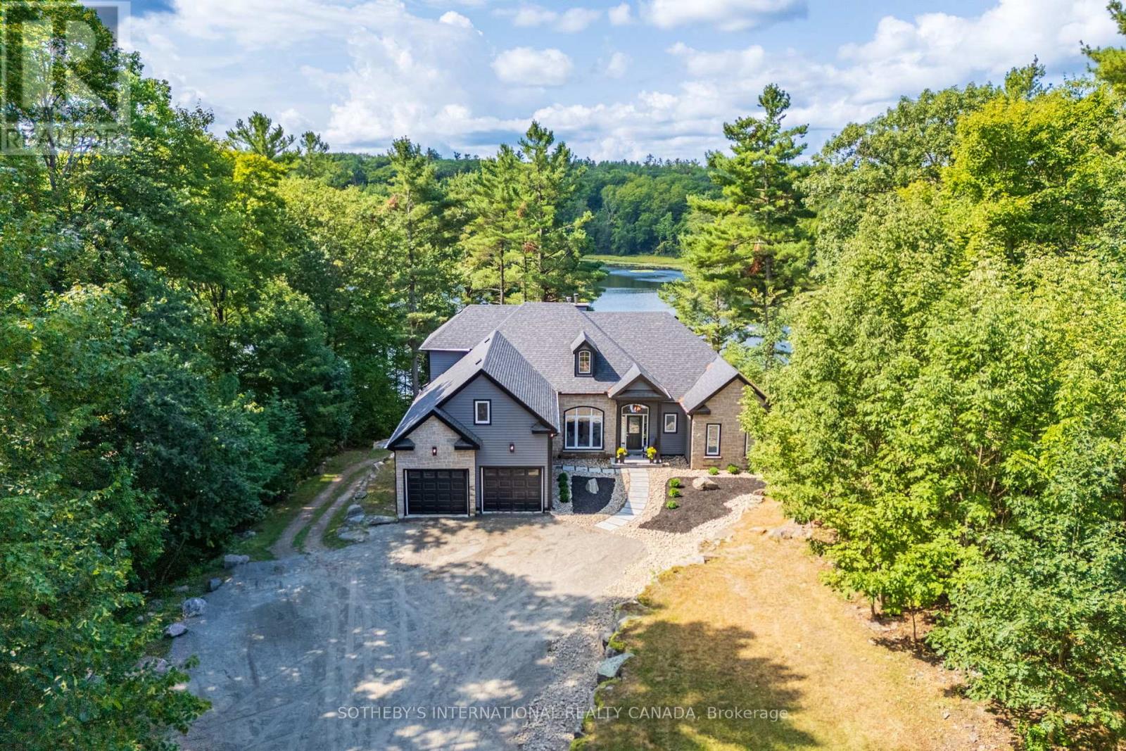 49 ESTATES DRIVE, Muskoka Lakes, Ontario
