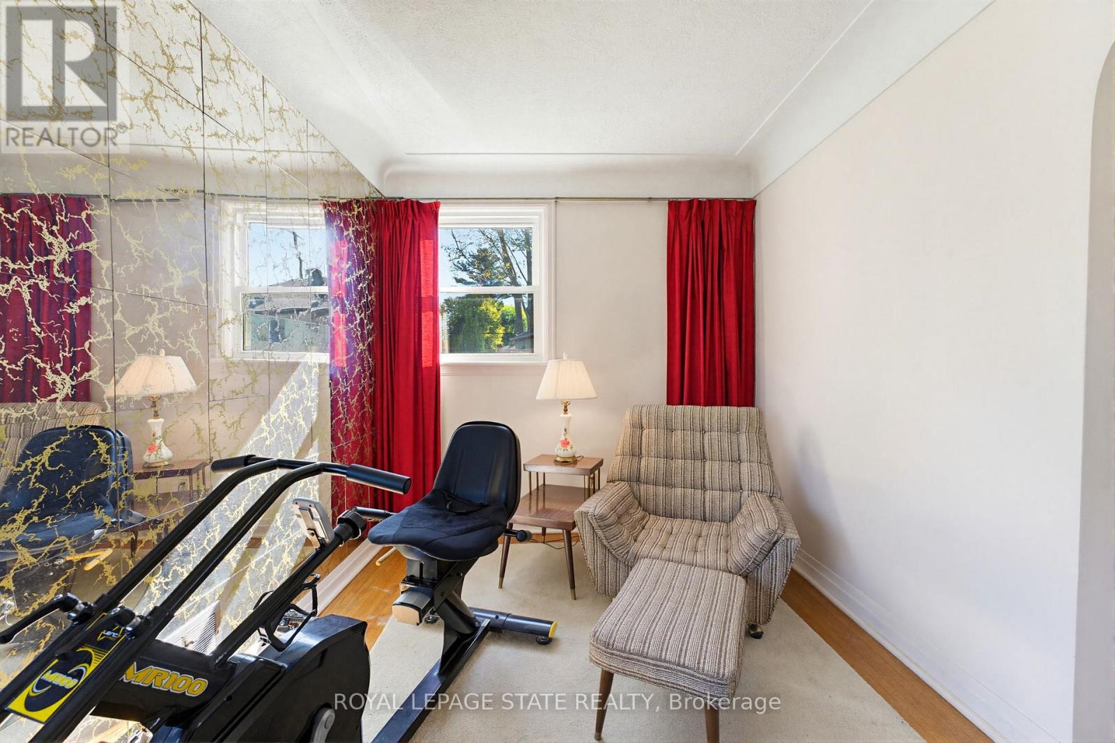 10 Oakley Court, Hamilton, Ontario  L9G 1T5 - Photo 14 - X13129318