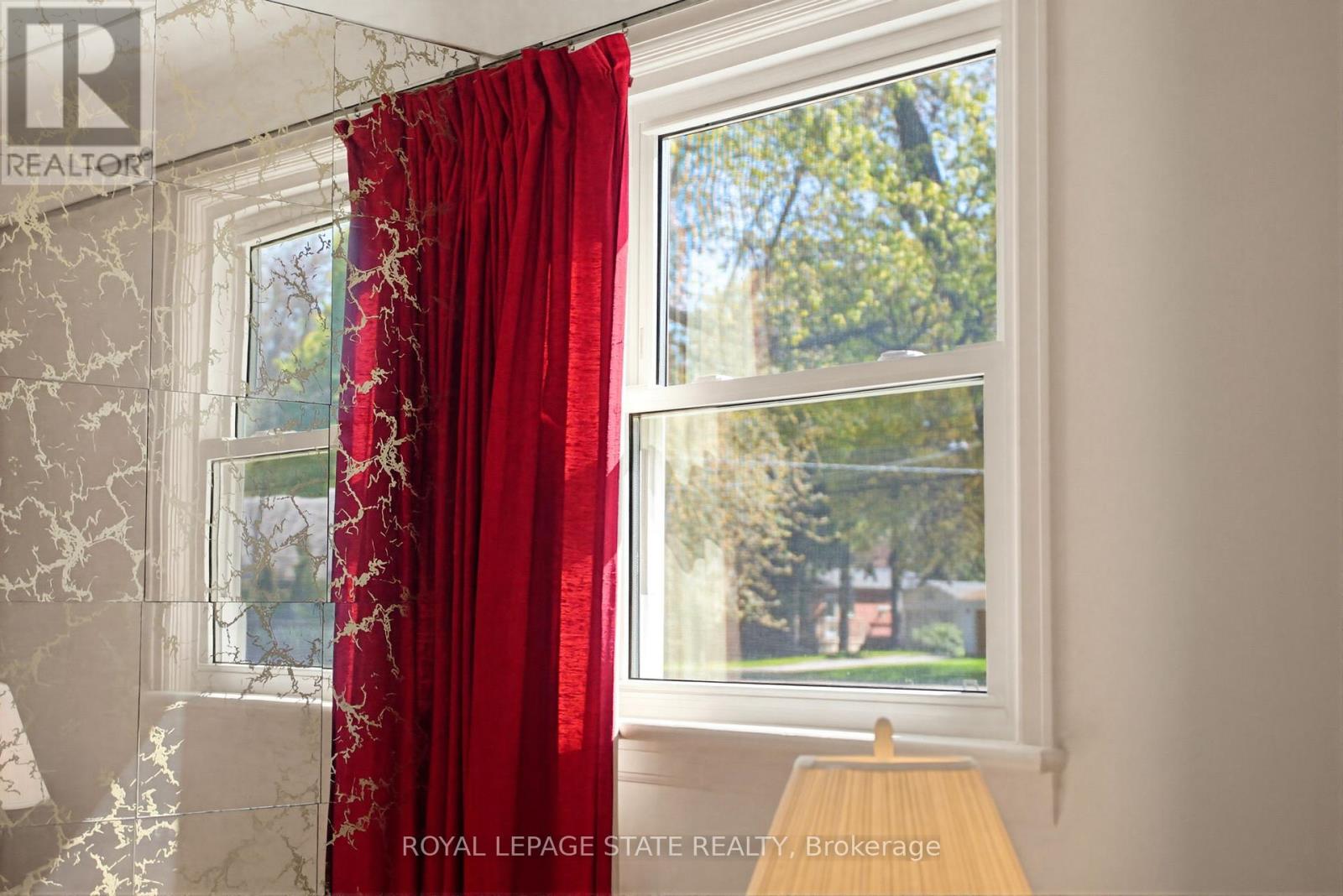 10 Oakley Court, Hamilton, Ontario  L9G 1T5 - Photo 15 - X13129318