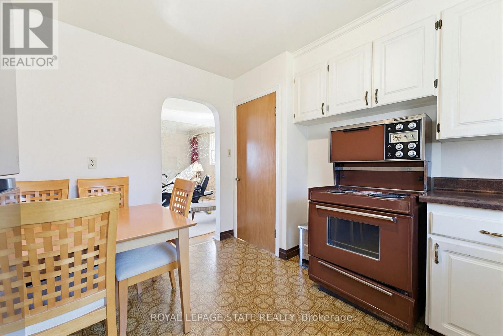 10 Oakley Court, Hamilton, Ontario  L9G 1T5 - Photo 20 - X13129318