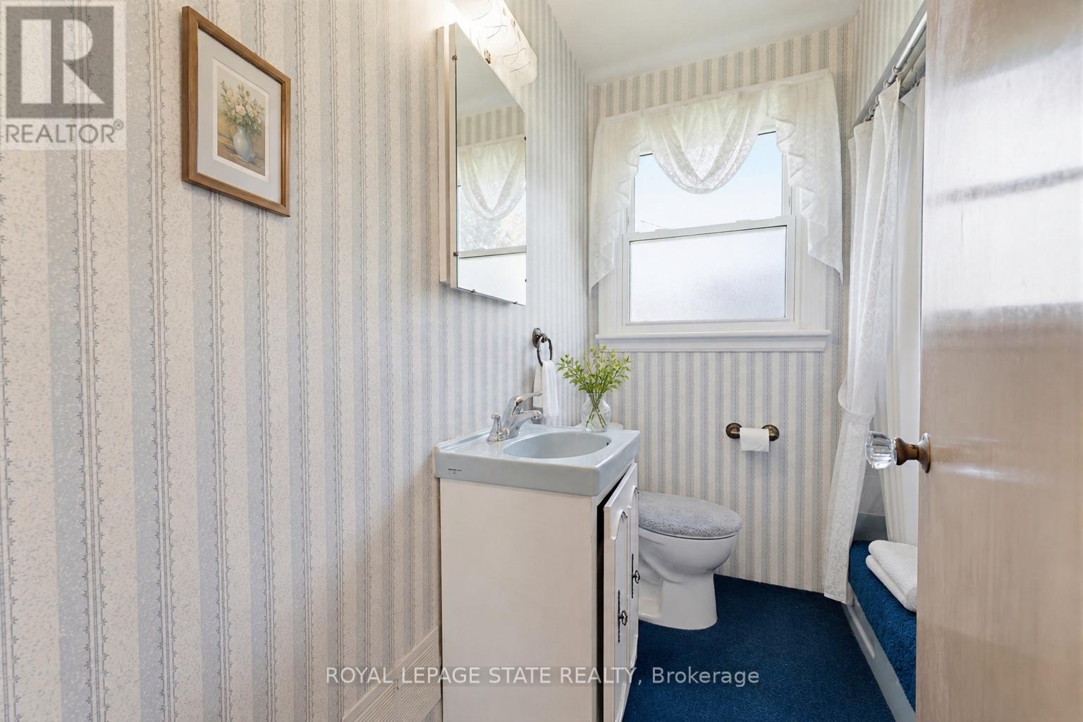 10 Oakley Court, Hamilton, Ontario  L9G 1T5 - Photo 31 - X13129318