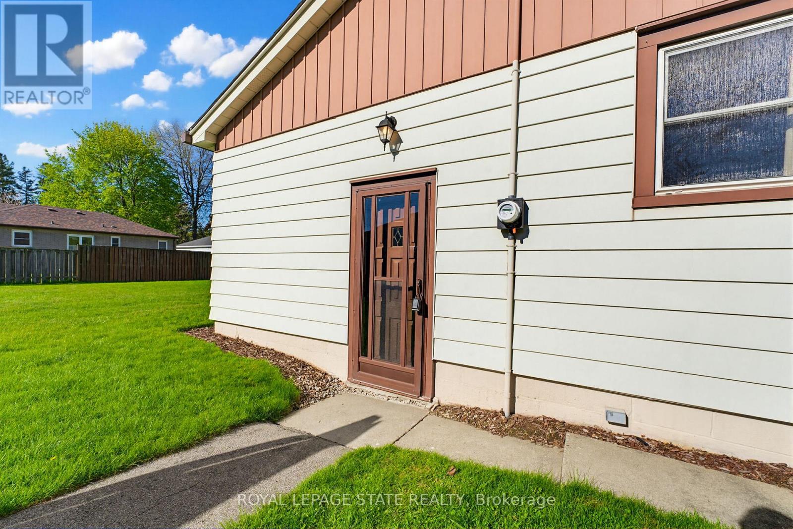 10 Oakley Court, Hamilton, Ontario  L9G 1T5 - Photo 36 - X13129318