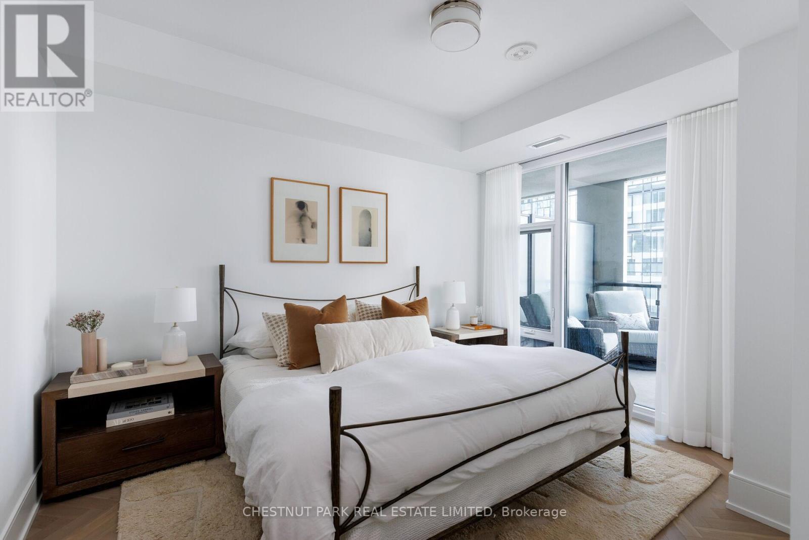 907 - 455 Wellington Street W, Toronto, Ontario  M5V 0V8 - Photo 16 - C12660488