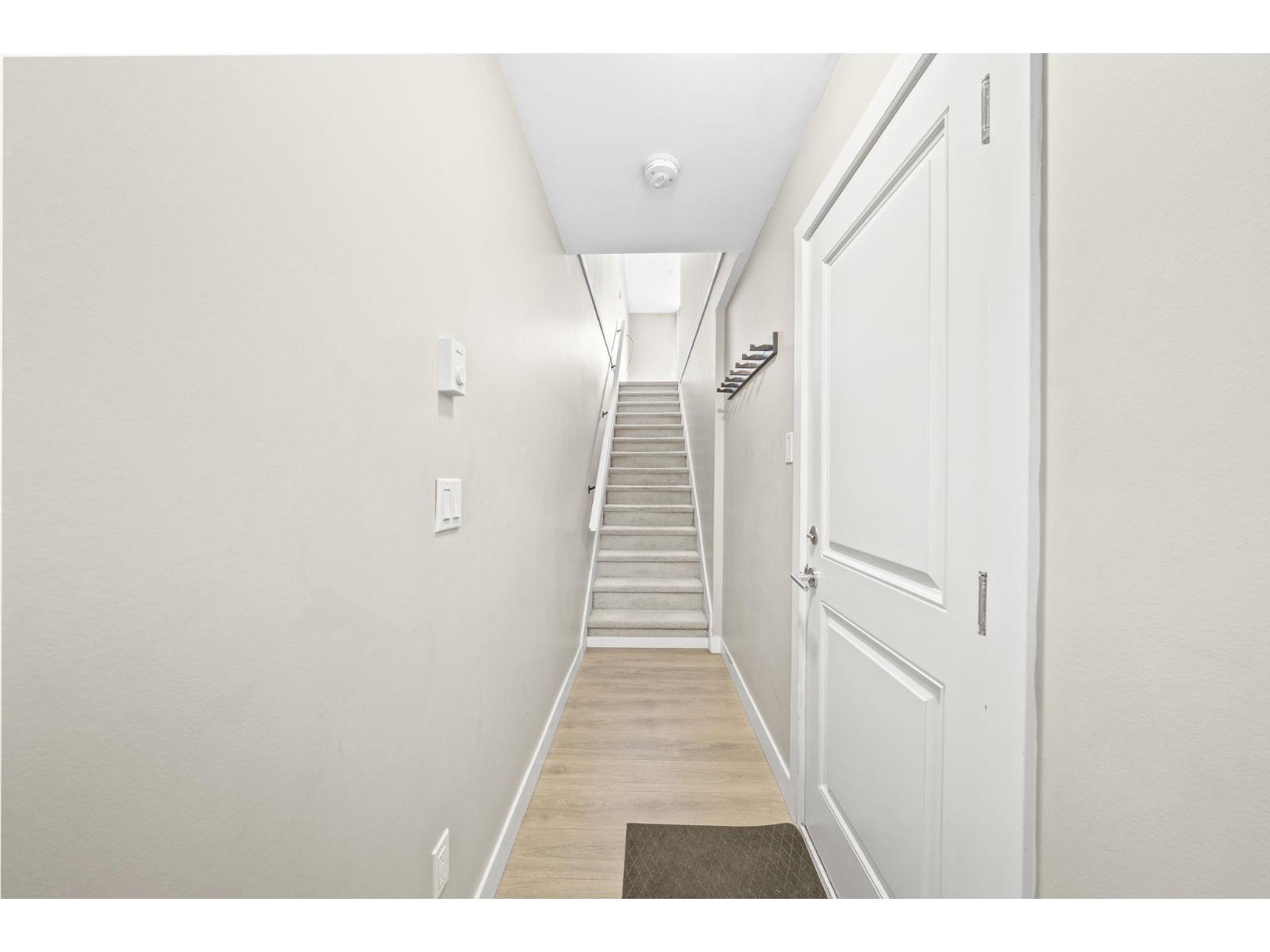 36 1708 King George Boulevard, Surrey, British Columbia  V4A 4Z8 - Photo 35 - R3110631
