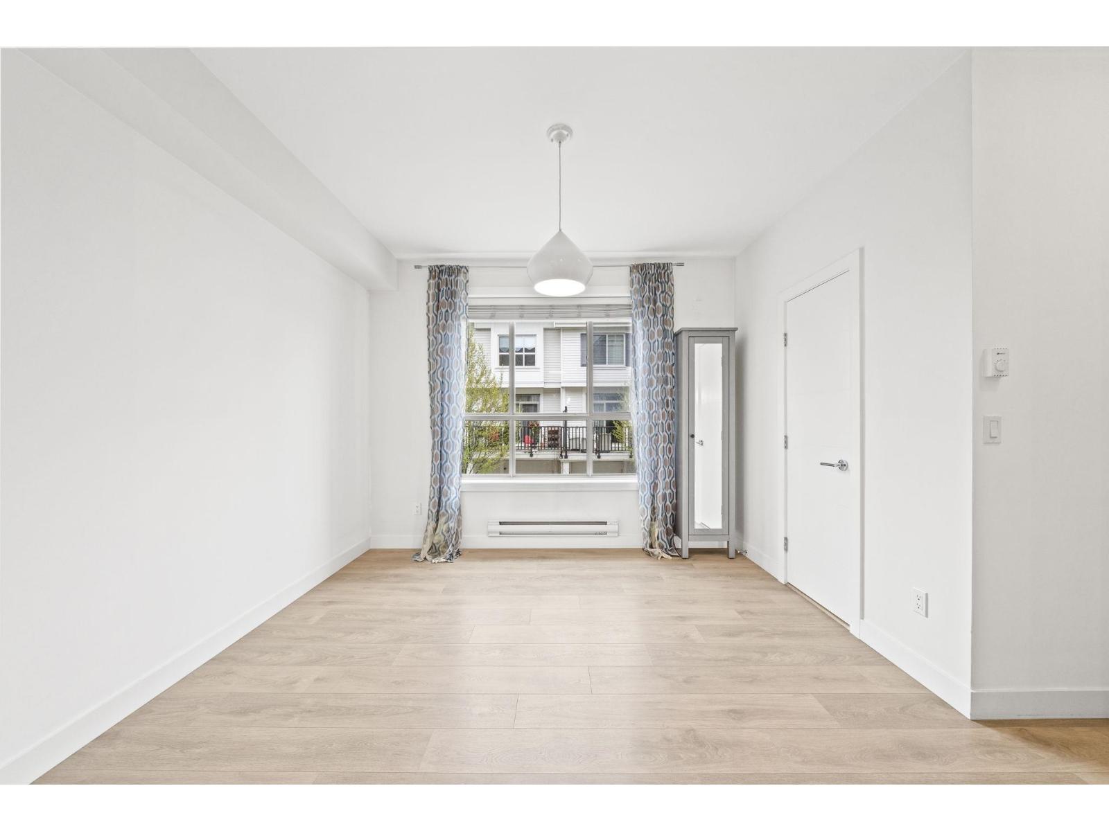 36 1708 King George Boulevard, Surrey, British Columbia  V4A 4Z8 - Photo 11 - R3110631