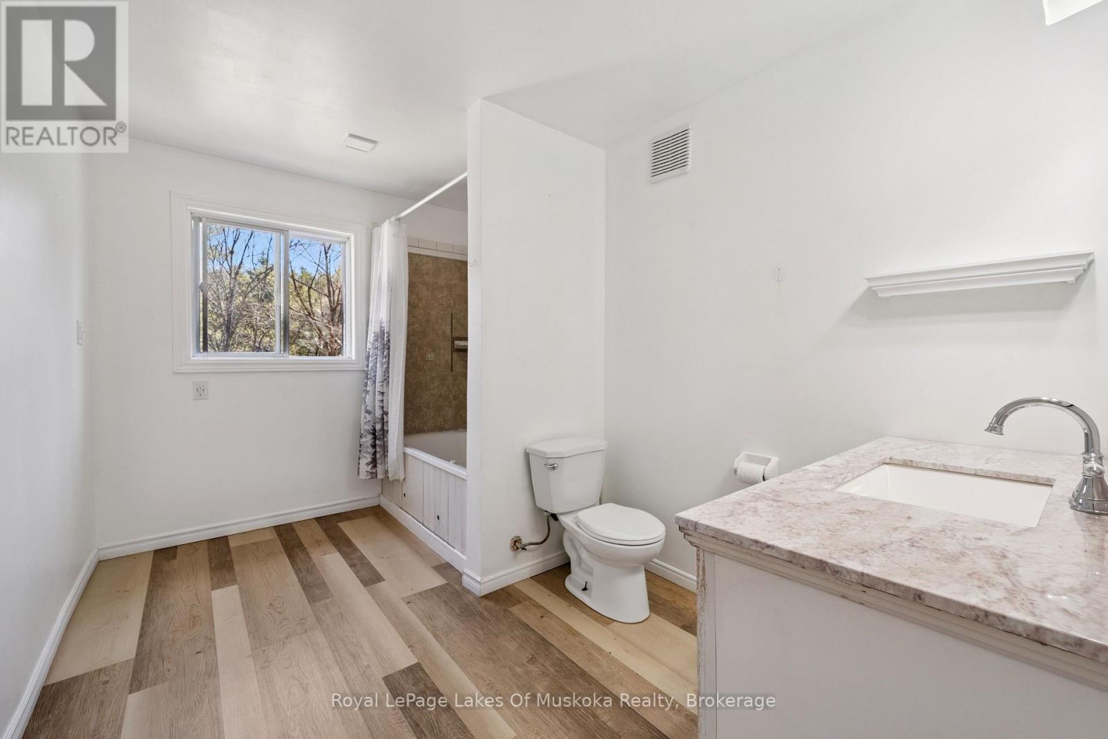 1052 Old Falkenburg Road, Bracebridge, Ontario  P1L 1X4 - Photo 21 - X13129346