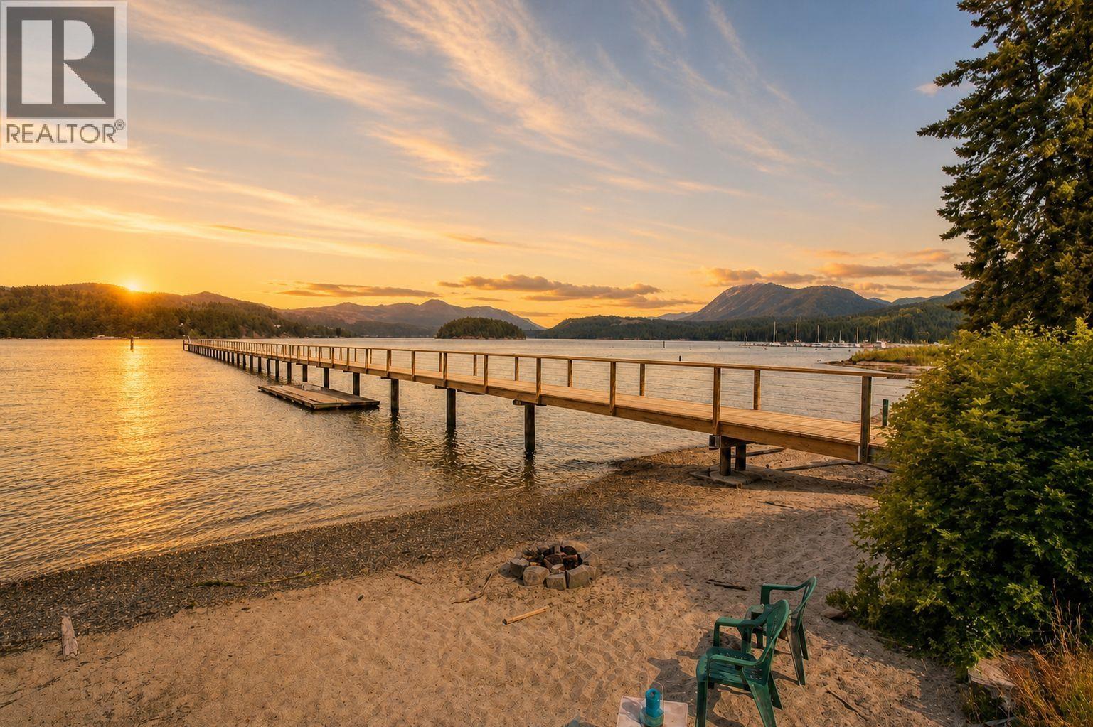5591 Delta Road, Sechelt, British Columbia  V7Z 0G1 - Photo 5 - R2991256