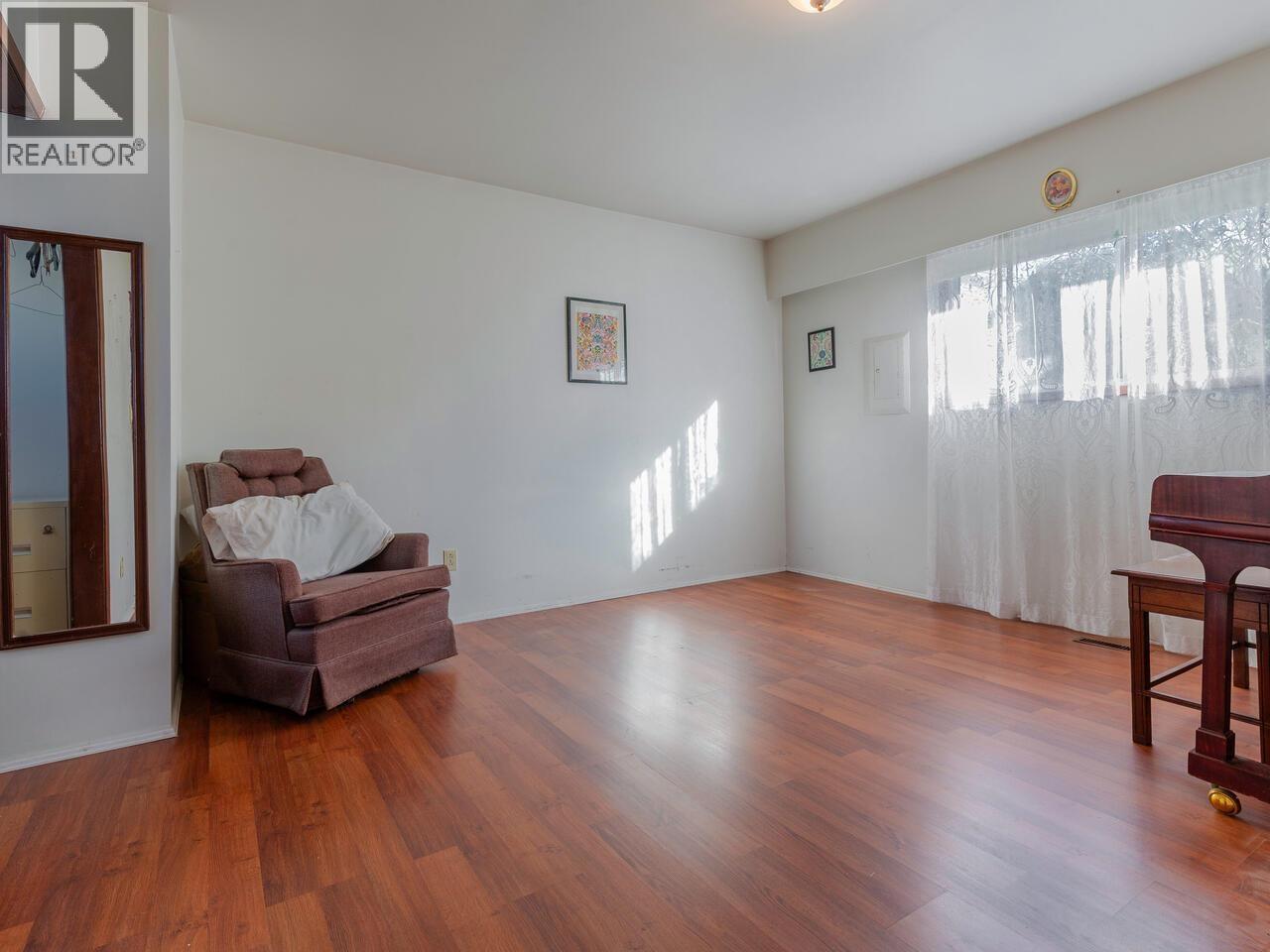 12187 227 St Street, Maple Ridge, British Columbia  V2X 6J6 - Photo 10 - R3123792
