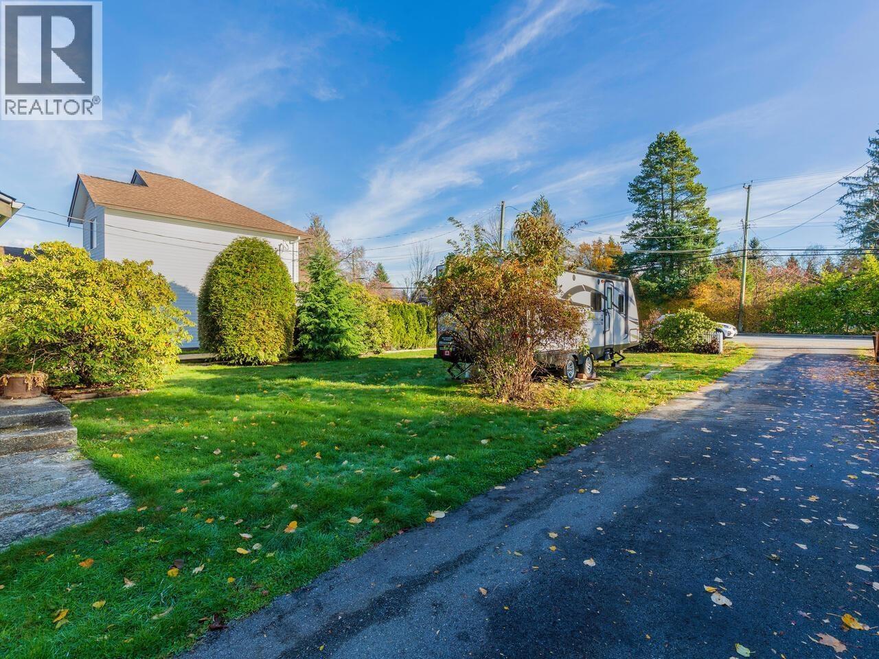 12187 227 St Street, Maple Ridge, British Columbia  V2X 6J6 - Photo 2 - R3123792