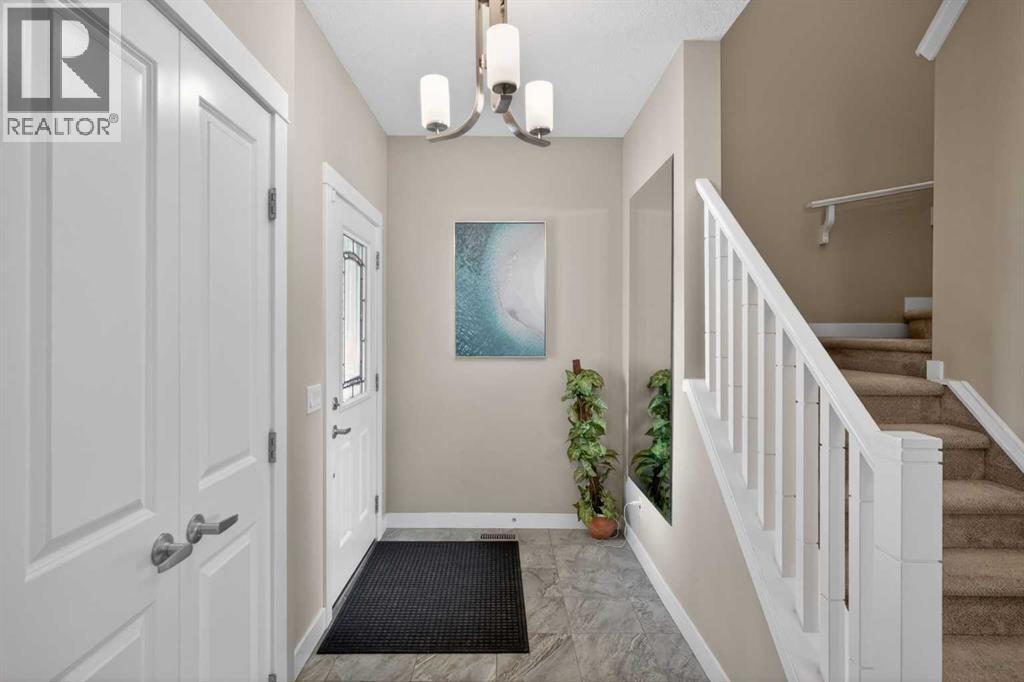 76 Nolancrest Circle Nw, Calgary, Alberta  T3R 0T8 - Photo 3 - A2304818