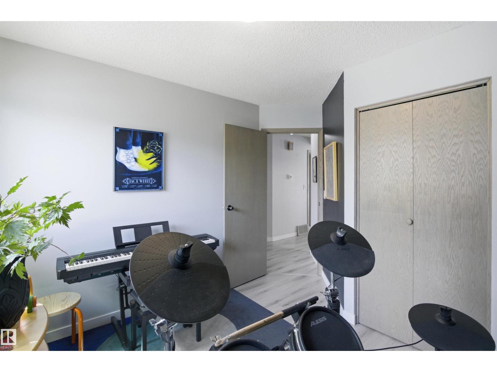 1116 111a St Nw, Edmonton, Alberta  T6J 6R9 - Photo 27 - E4487722