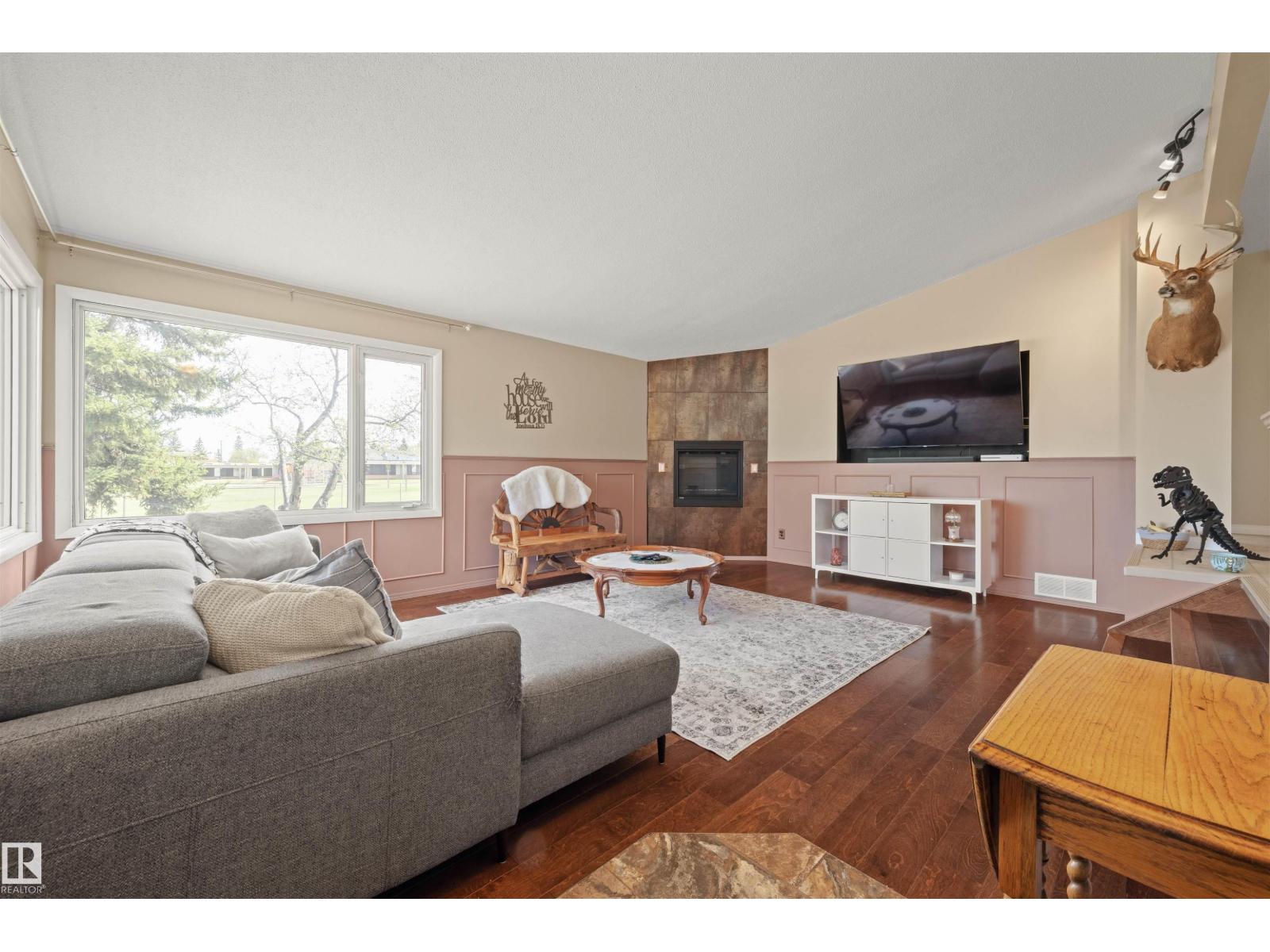 5101 45 Av, Leduc, Alberta  T9E 5B5 - Photo 2 - E4487723