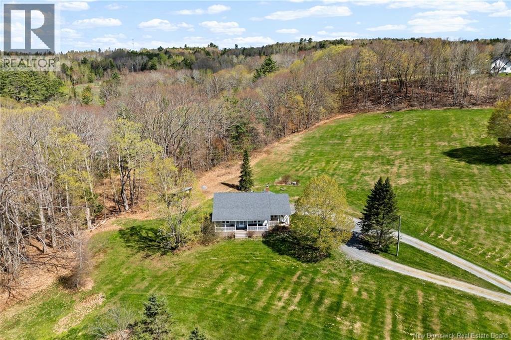 13 Lynch Lane, Fredericton, New Brunswick  E3V 7G8 - Photo 3 - NB139280