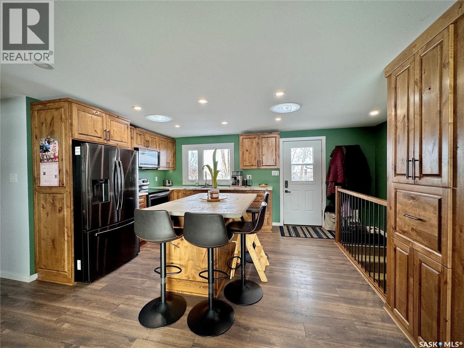 19 Hudson Bay, Esterhazy, Saskatchewan  S0A 0X0 - Photo 3 - SK029090