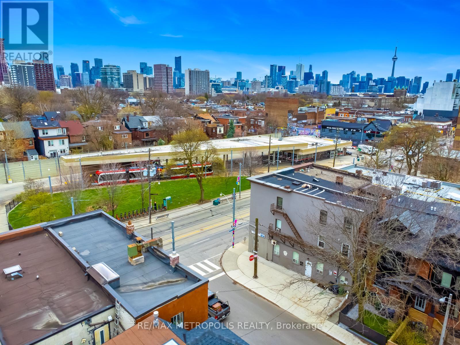 854 Bathurst Street, Toronto, Ontario  M5R 3G3 - Photo 25 - C12973192
