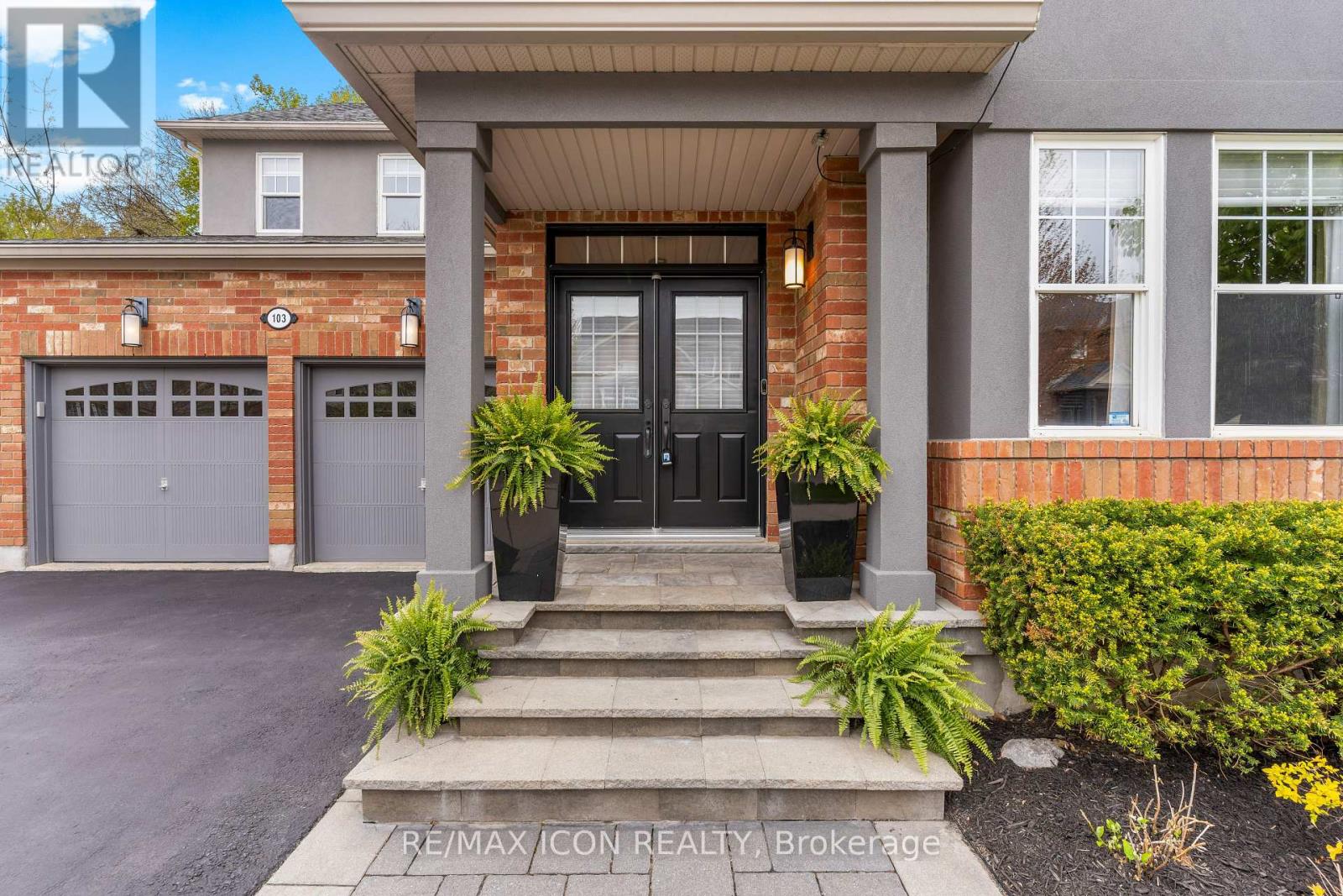 103 Glazebrook Crescent, Cambridge, Ontario  N1T 2H8 - Photo 3 - X13016980