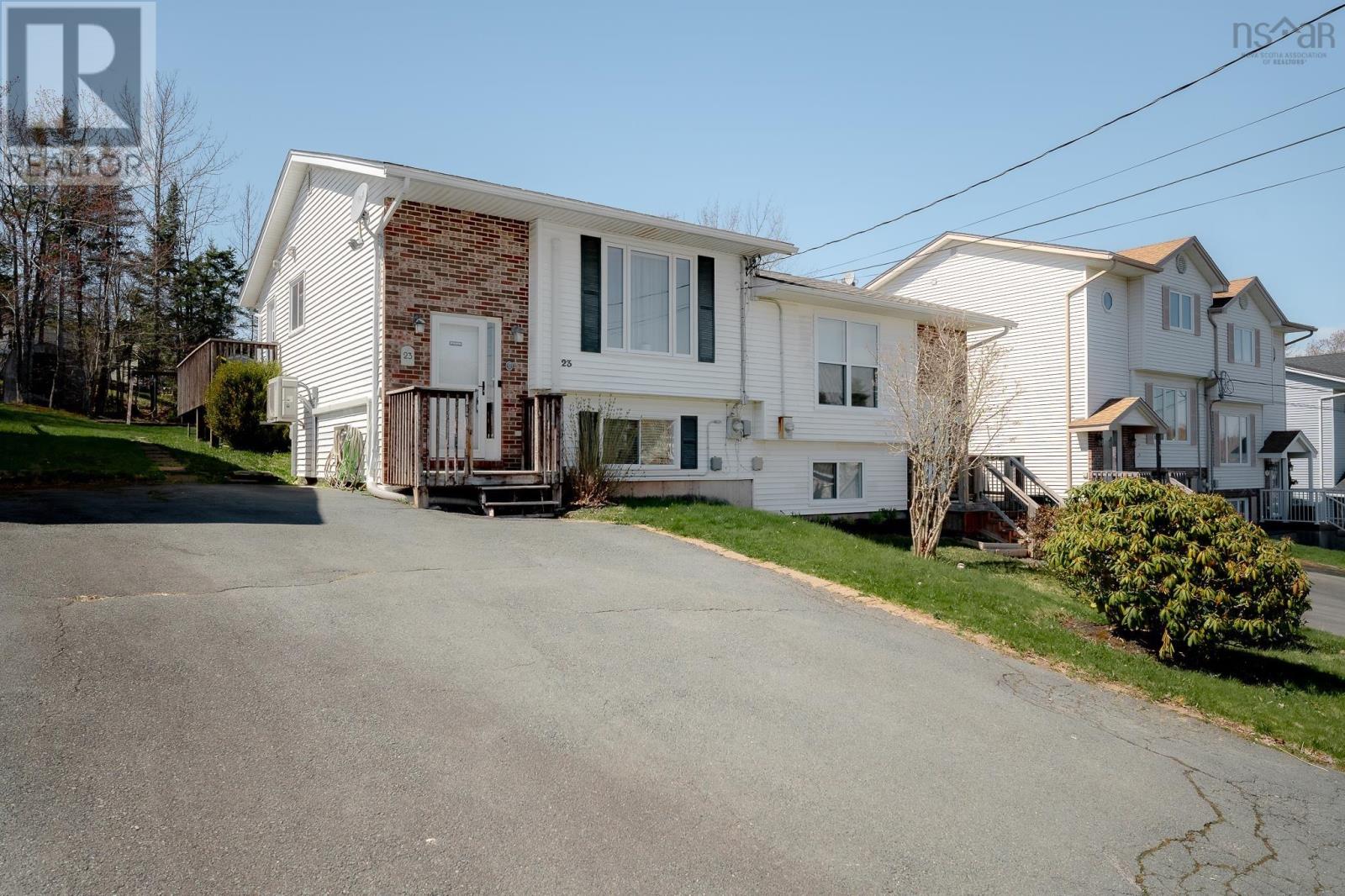 23 Sunnyvale Court, Sackville, Nova Scotia  B4E 2T2 - Photo 1 - 202609986