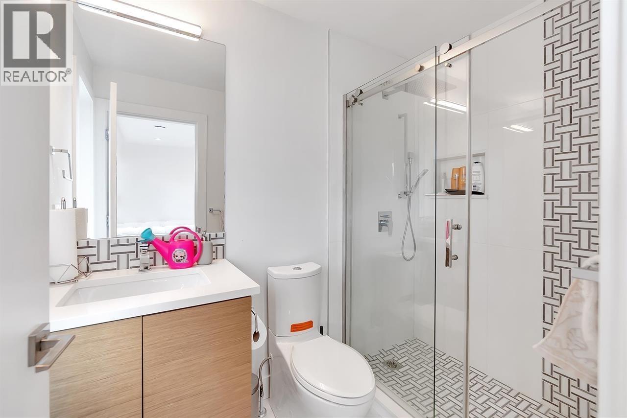 356 W Queens Road, North Vancouver, British Columbia  V7N 2K5 - Photo 11 - R3123612