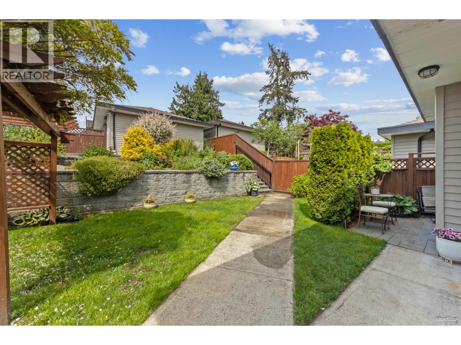 2101 Lorraine Avenue, Coquitlam, British Columbia  V3K 2M7 - Photo 15 - R3123727