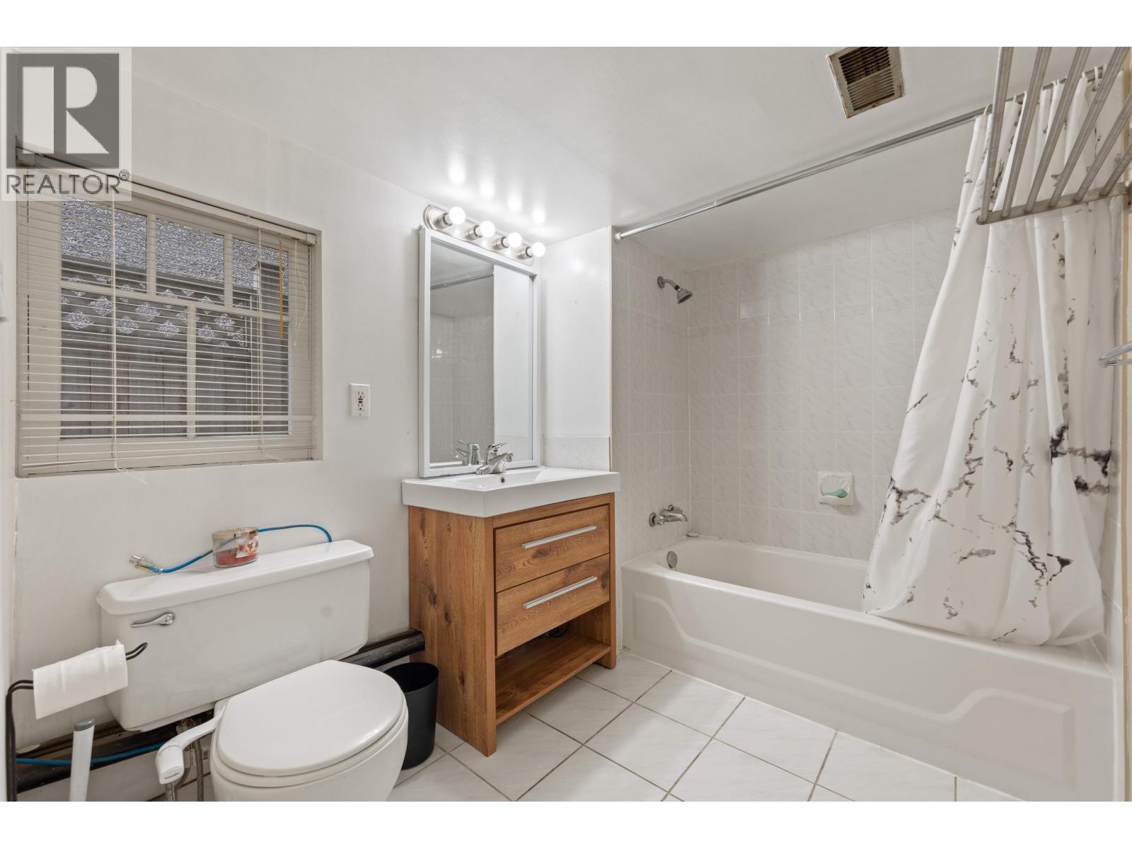 2820 W 13th Avenue, Vancouver, British Columbia  V6K 2T7 - Photo 13 - R3123802