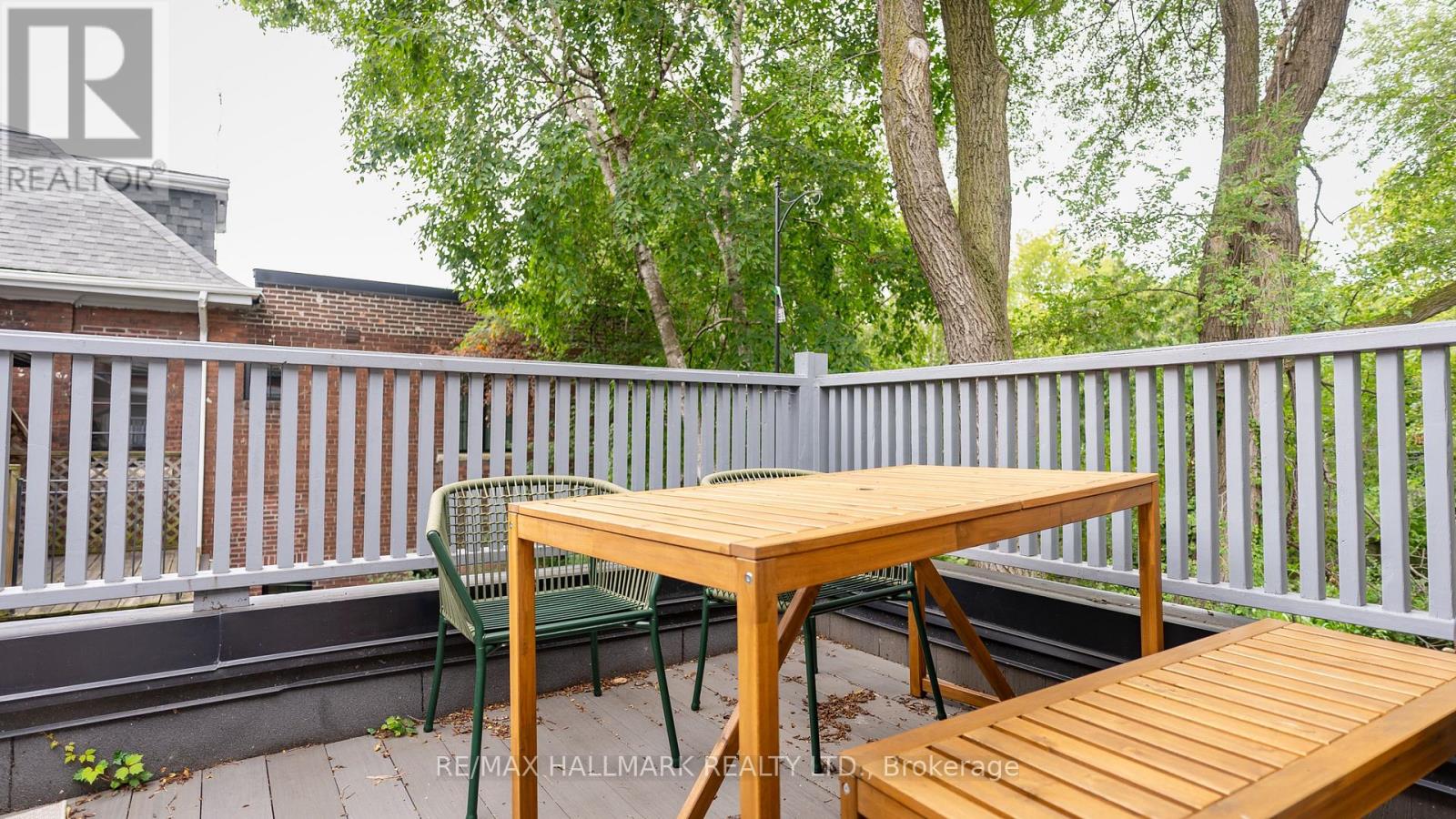 Upper - 218 Rusholme Road, Toronto, Ontario  M6H 2Y8 - Photo 29 - C13129478