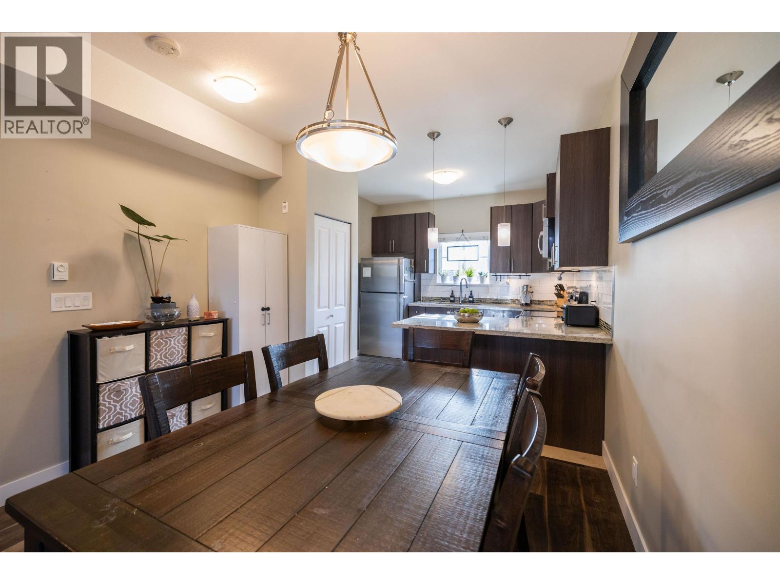 229 3888 Norfolk Street, Burnaby, British Columbia  V5G 1E5 - Photo 5 - R3123523
