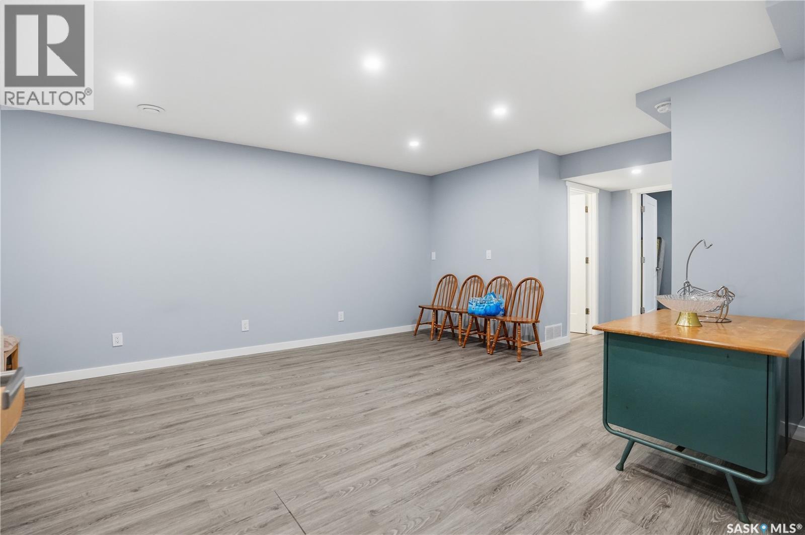 4521 E Keller Avenue, Regina, Saskatchewan  S4V 3R3 - Photo 34 - SK036021