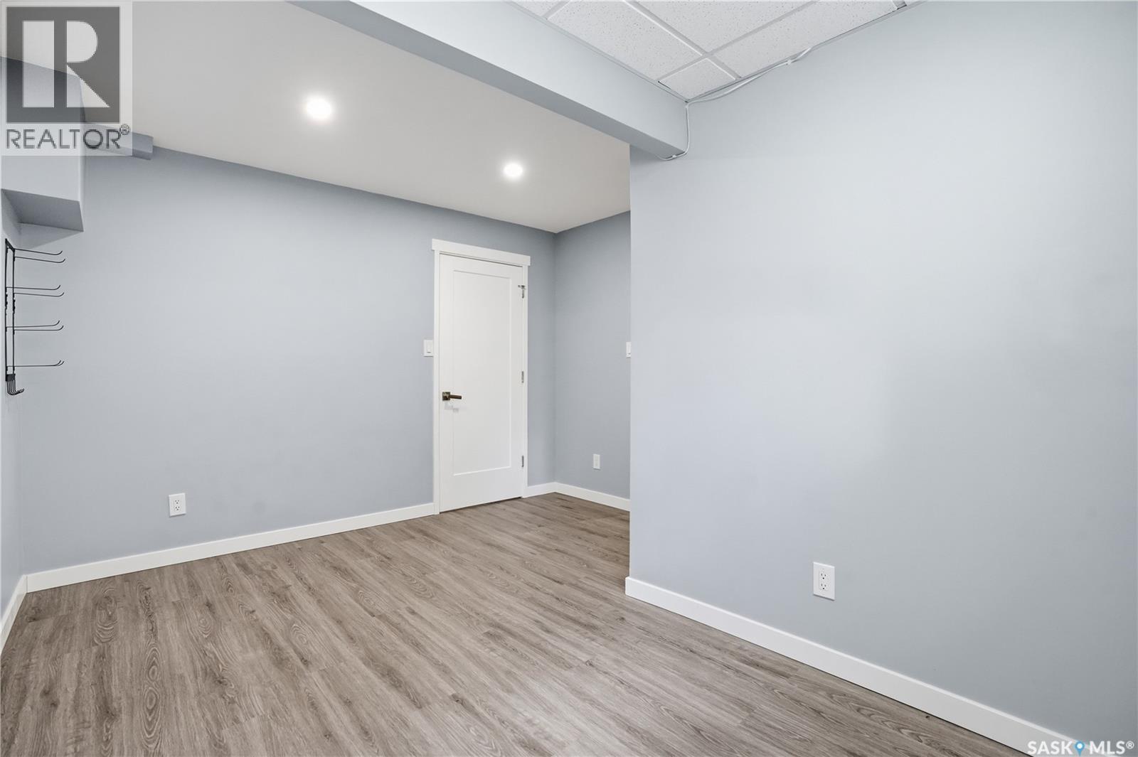 4521 E Keller Avenue, Regina, Saskatchewan  S4V 3R3 - Photo 37 - SK036021