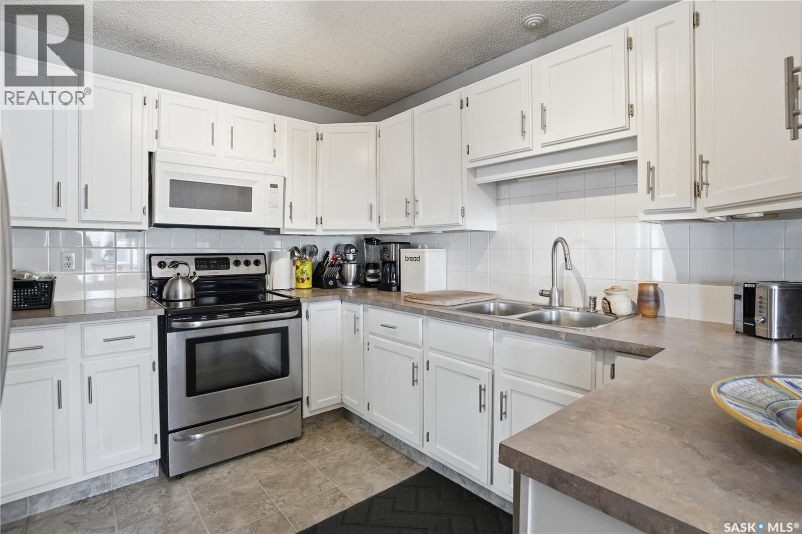 6831 Whelan Drive, Regina, Saskatchewan  S4X 3W2 - Photo 14 - SK035994