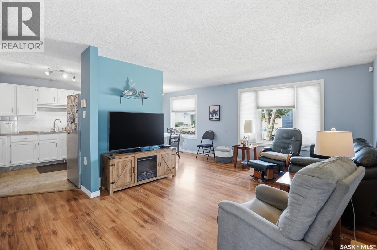 6831 Whelan Drive, Regina, Saskatchewan  S4X 3W2 - Photo 4 - SK035994