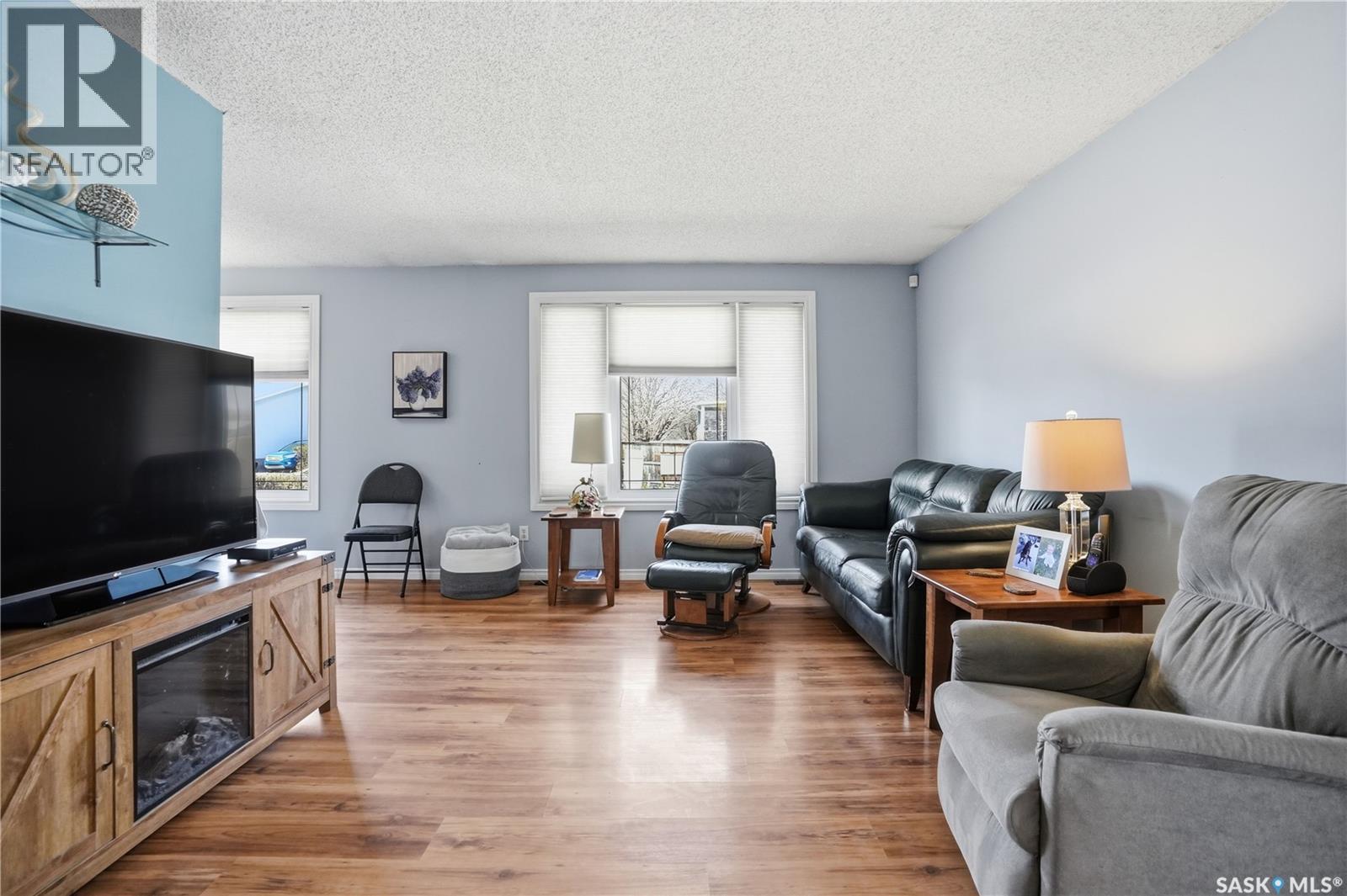 6831 Whelan Drive, Regina, Saskatchewan  S4X 3W2 - Photo 5 - SK035994