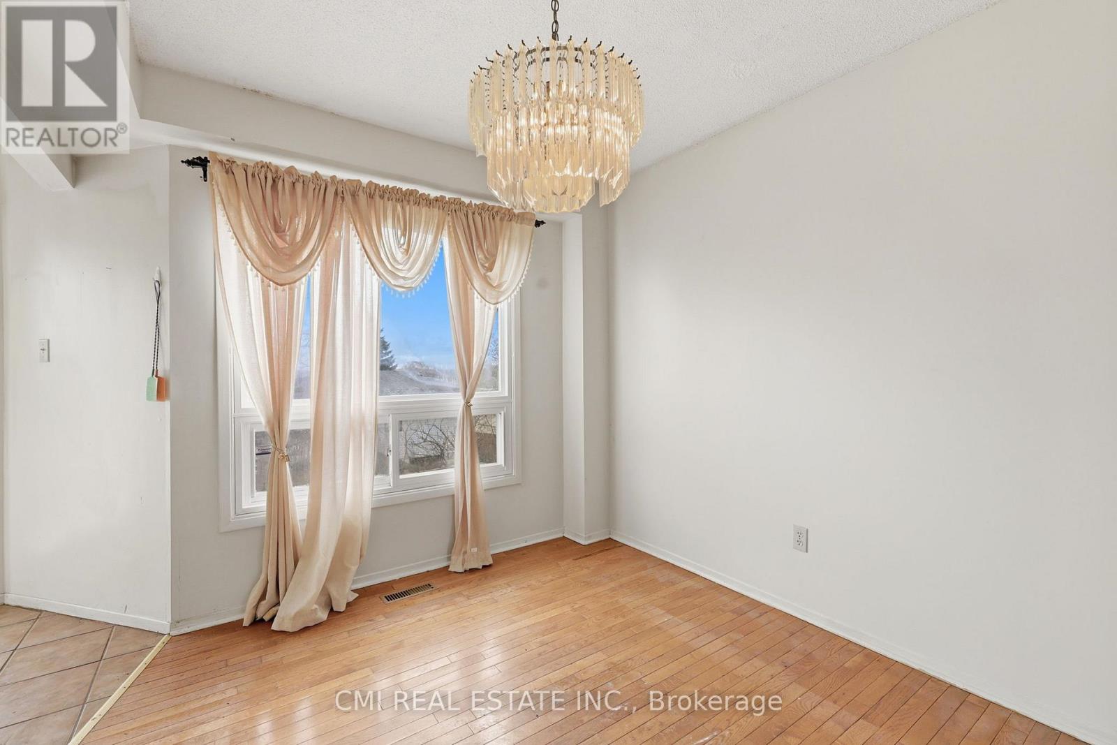 2275 Chapman Court, Pickering, Ontario  L1X 2G1 - Photo 15 - E13129420