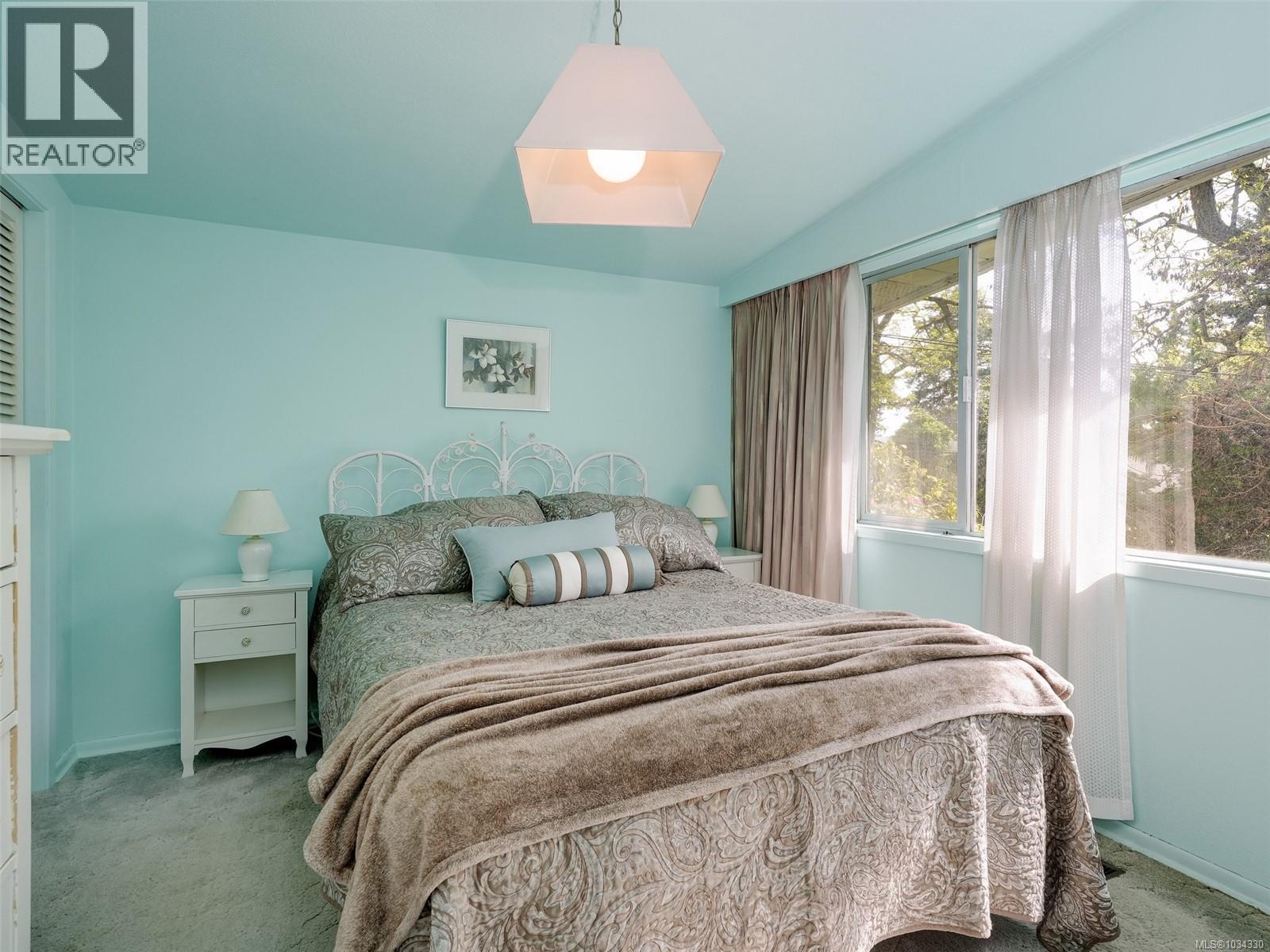2041 Ferndale Rd, Saanich, British Columbia  V8N 2Y5 - Photo 9 - 1034330