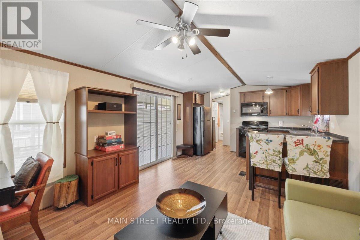 29 Hawaiian Circle, Whitchurch-Stouffville, Ontario L0G 1E0 - Photo 4 - N13129422