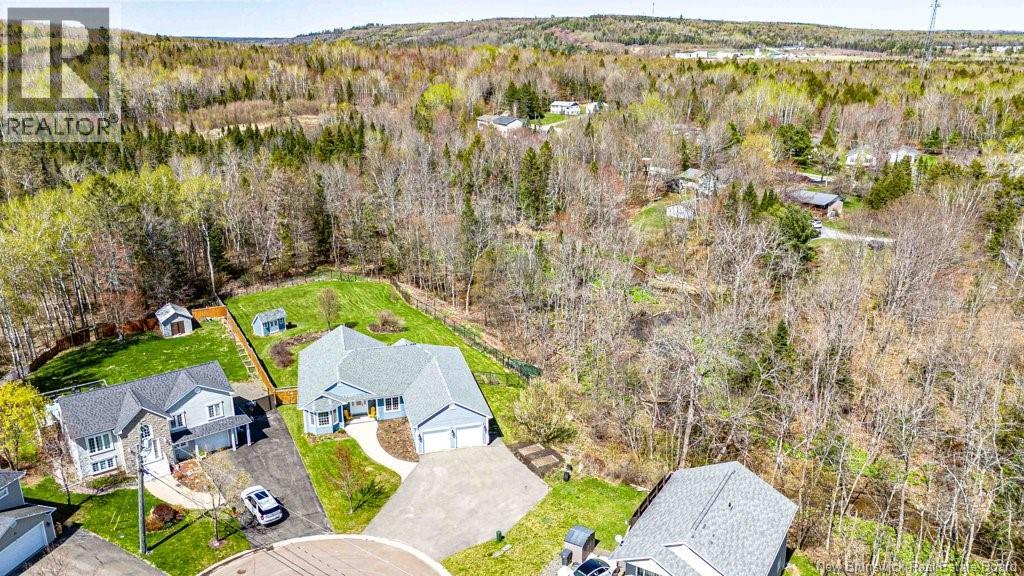 90 Maclean Court, Fredericton, New Brunswick  E3G 9Y1 - Photo 2 - NB139211