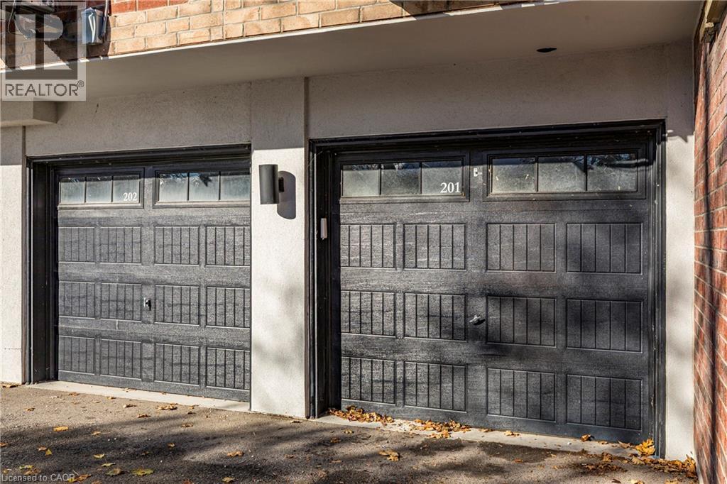 760 Lakeshore Road E Unit# 201, Mississauga, Ontario  L5E 1C7 - Photo 9 - 40829884